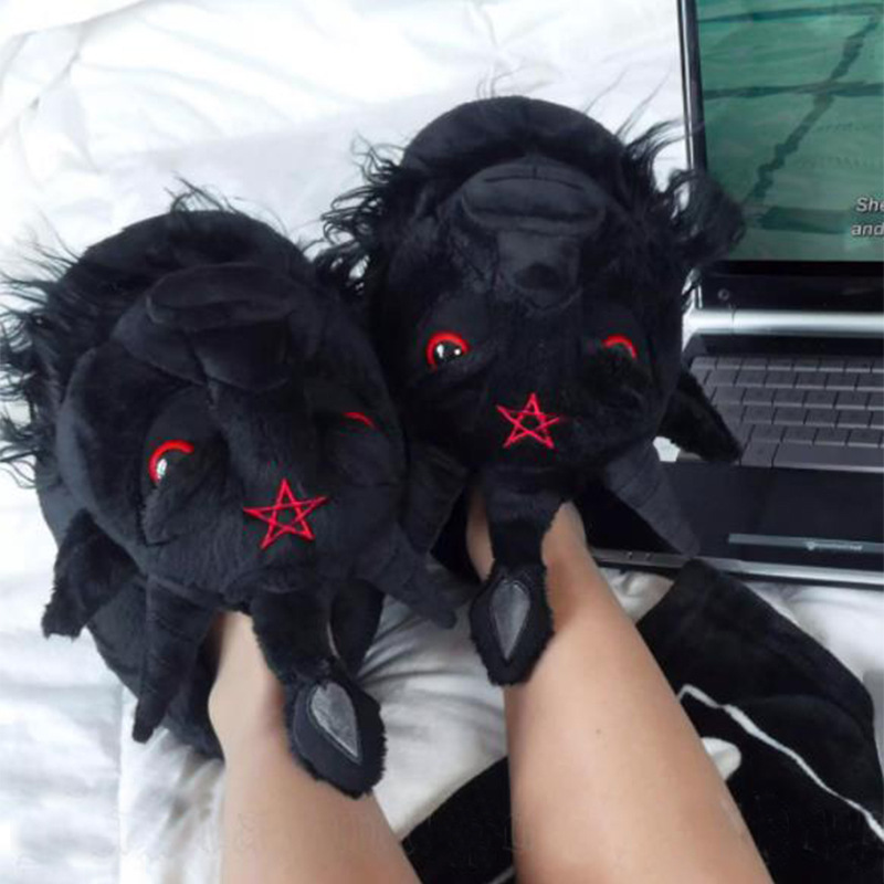Michael Myers Slippers Devil R - Men Shoes Myer reseña y precio