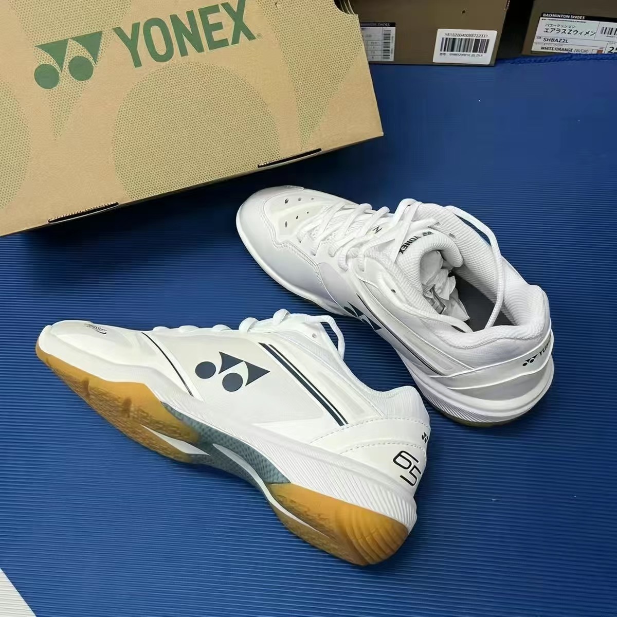 YONEX Power Cushion 65Z4 4th G - Men'S Shoes Yonex Badminton reseña y precio